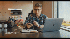 这个外卖机械人连系了算法和人工远 